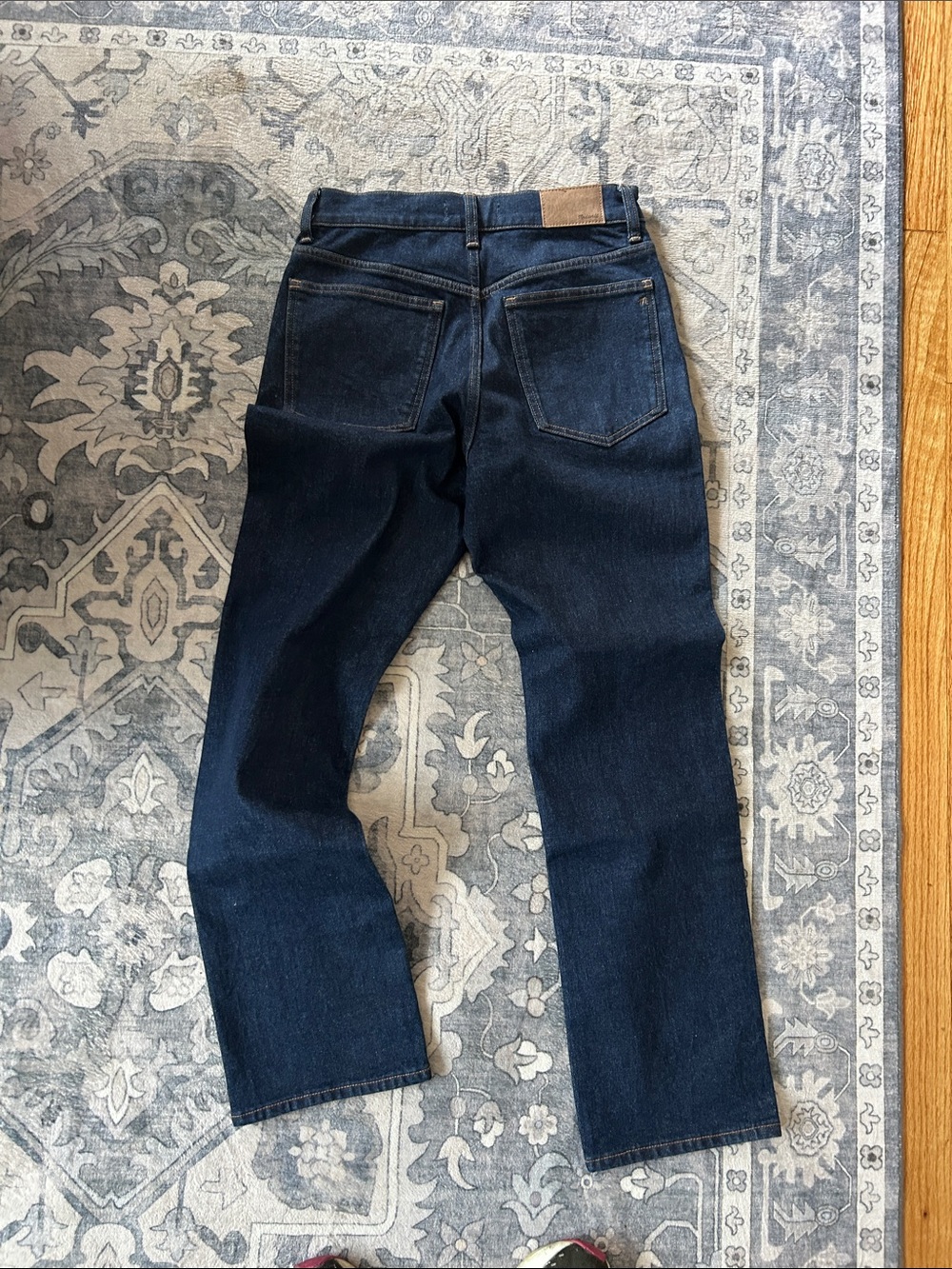 Madewell women’s Dark Blue Straight-Leg Jeans size 28 nwt - Picture 3 of 3